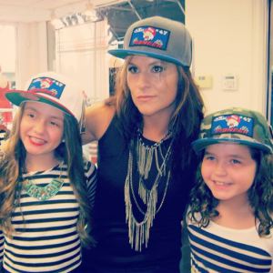 jen-welter-pic-with-fans